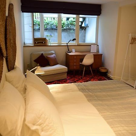 B&B The Nest Brussels Bruxelas Quarto foto